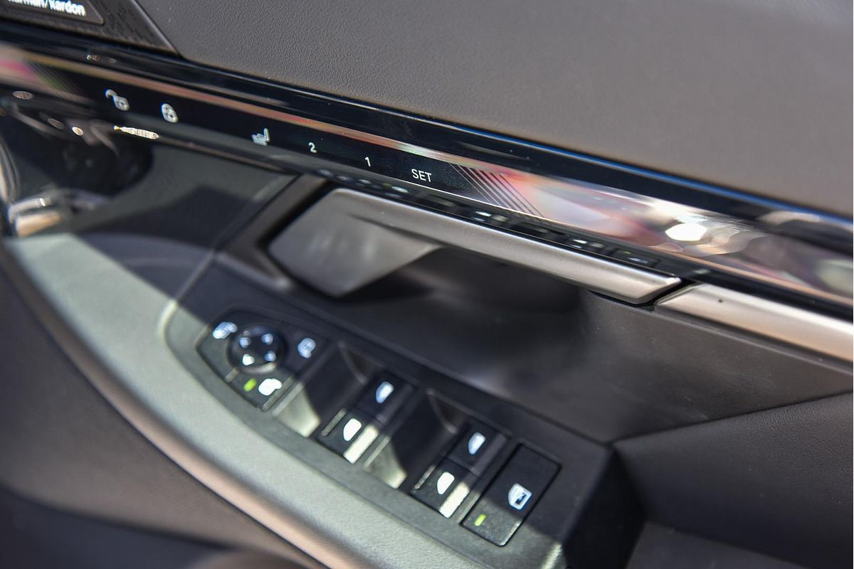 2024 BMW 5 Series 520i M Sport G60