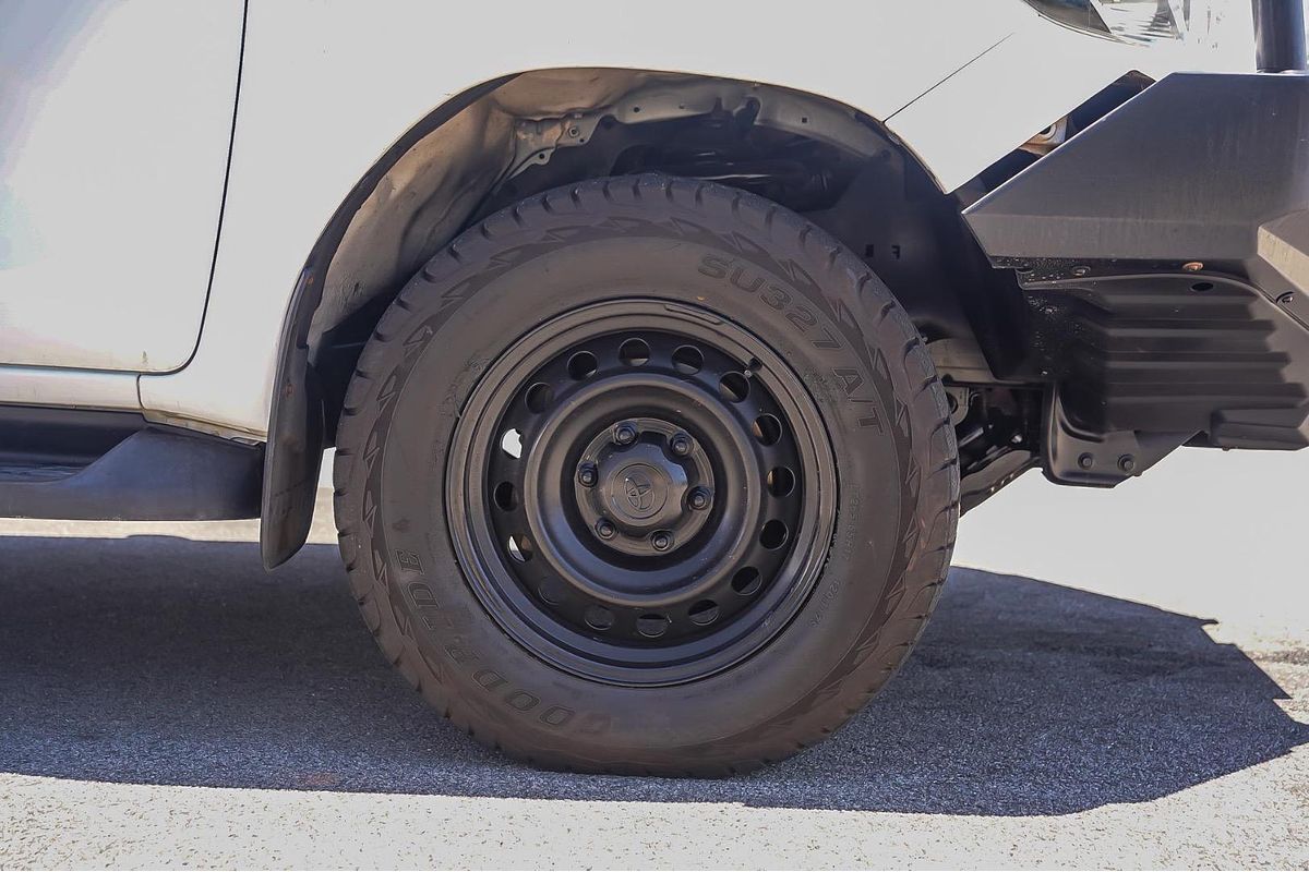 2019 Toyota Hilux SR GUN126R 4X4