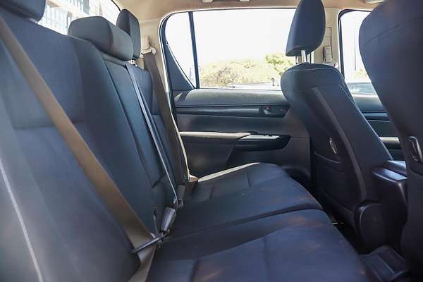 2020 Toyota Hilux SR GUN126R 4X4