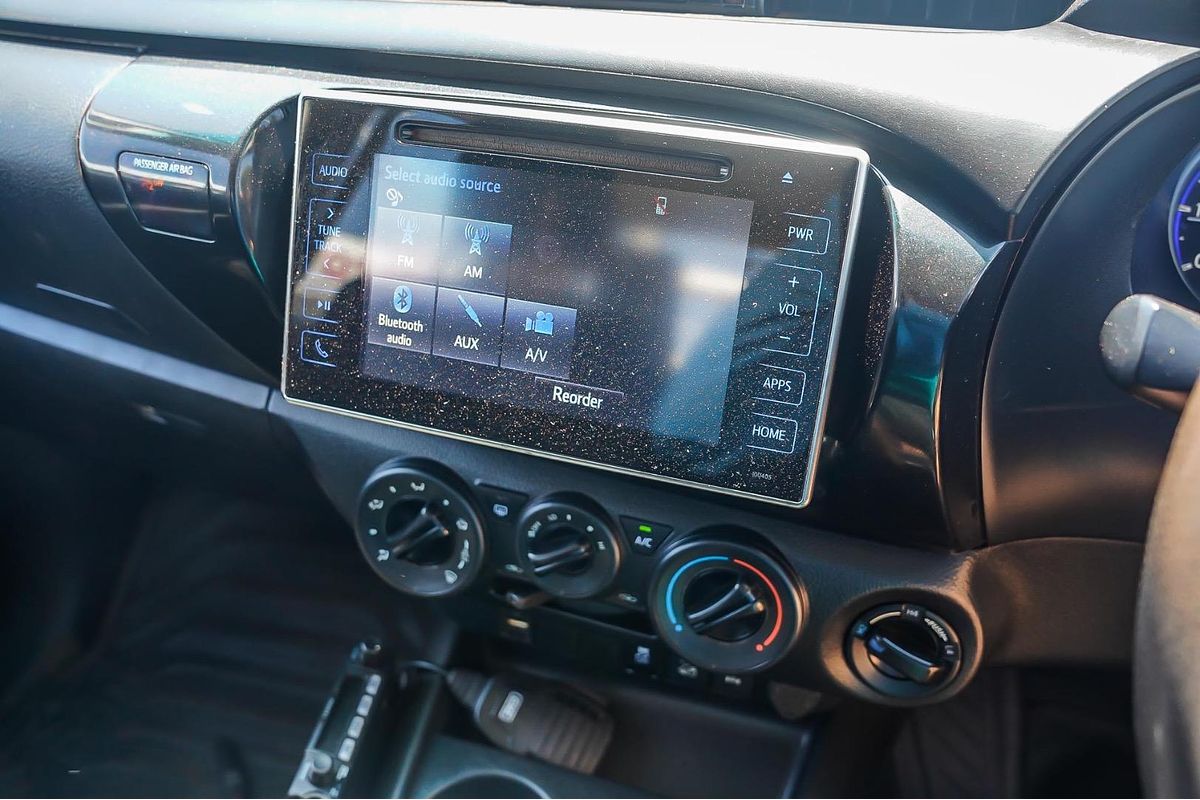 2020 Toyota Hilux SR GUN126R 4X4