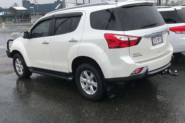 2016 Isuzu MU-X LS-T