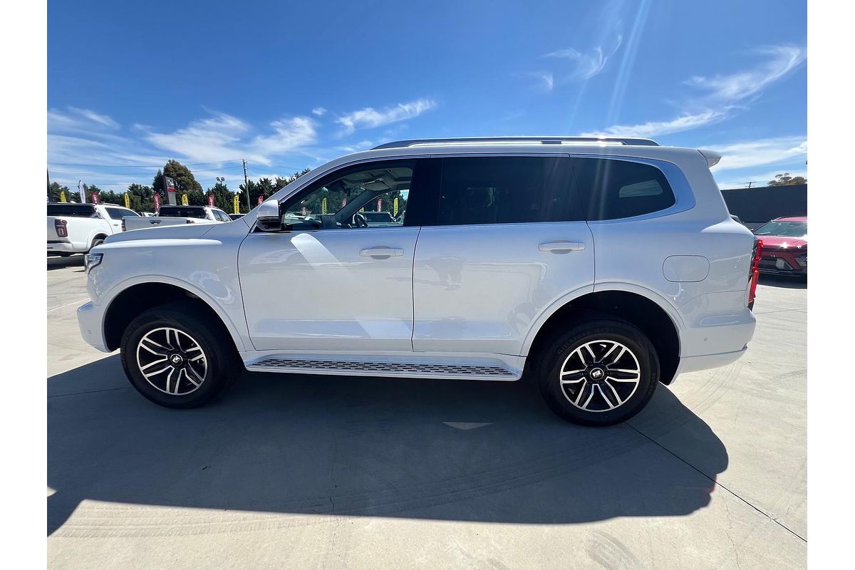 2024 GWM Tank 500 Lux Hybrid P03