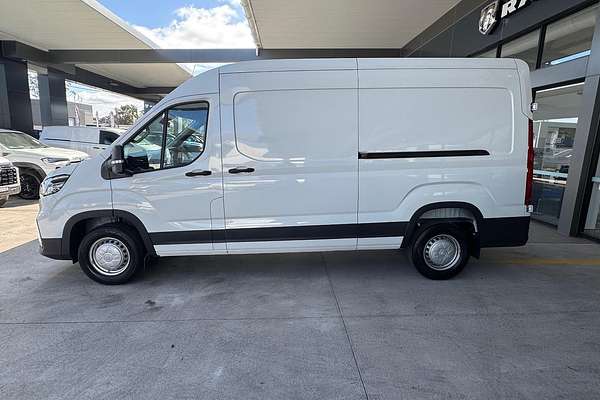 2024 LDV Deliver 9 LWB