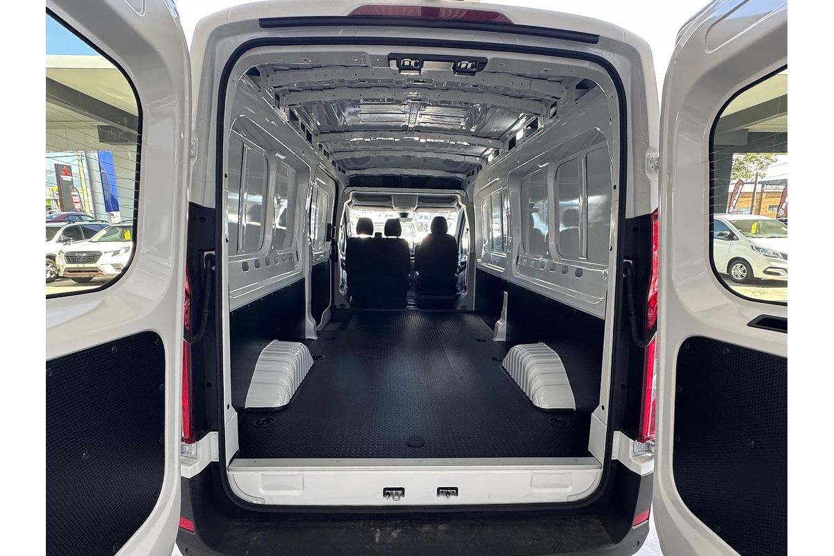 2024 LDV Deliver 9 LWB