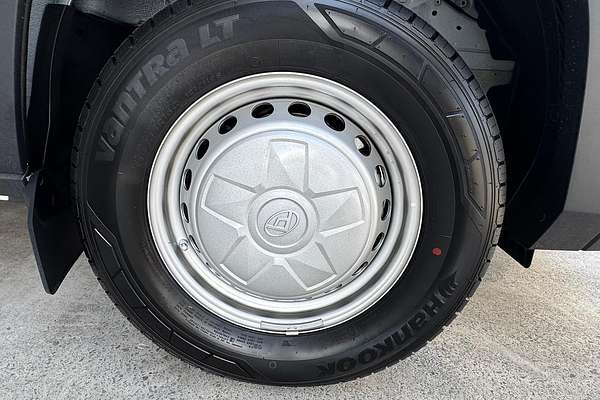 2024 LDV Deliver 9 LWB