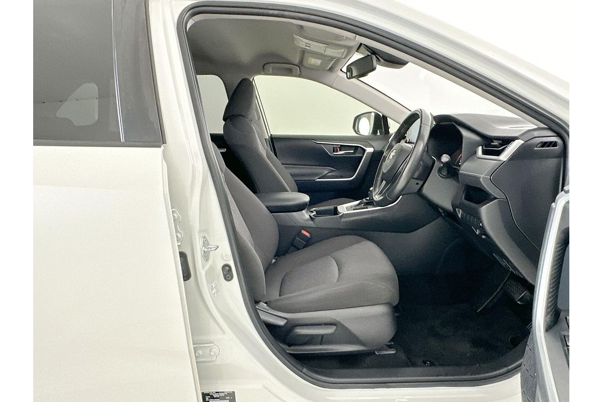 2021 Toyota RAV4 GXL MXAA52R