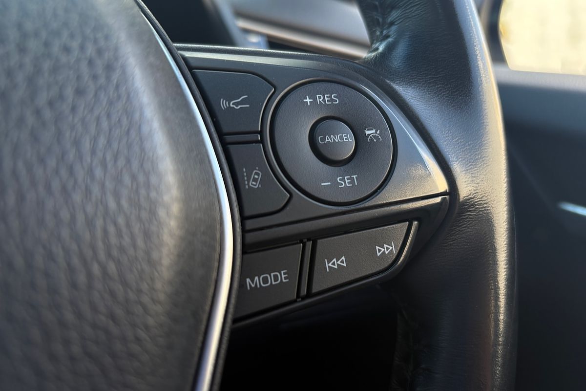 2018 Toyota Camry Ascent Sport ASV70R
