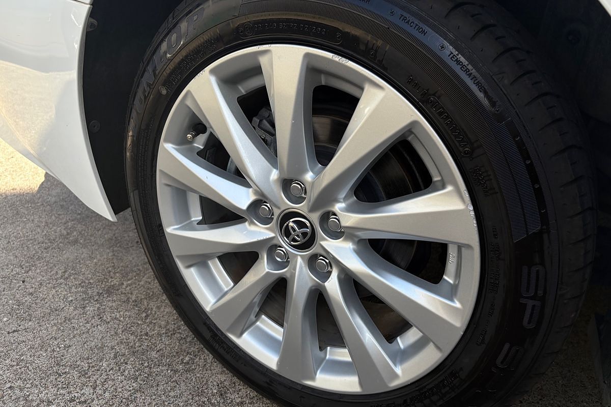 2018 Toyota Camry Ascent Sport ASV70R