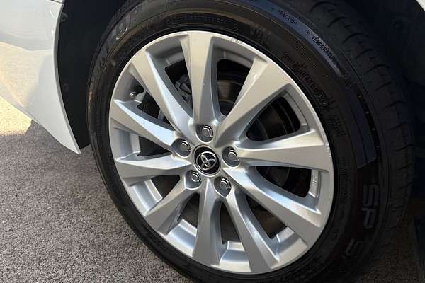 2018 Toyota Camry Ascent Sport ASV70R