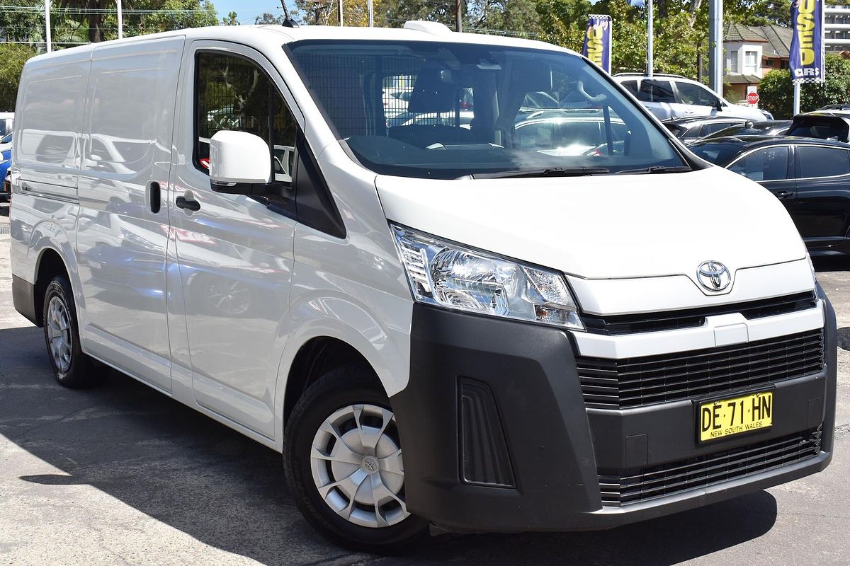 2022 Toyota Hiace GDH300R LWB