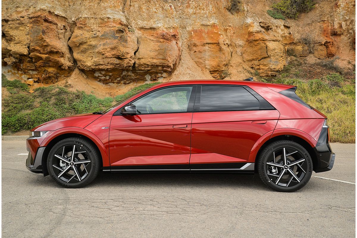 2024 Hyundai IONIQ 5 DYNAMIQ N Line NE.V5