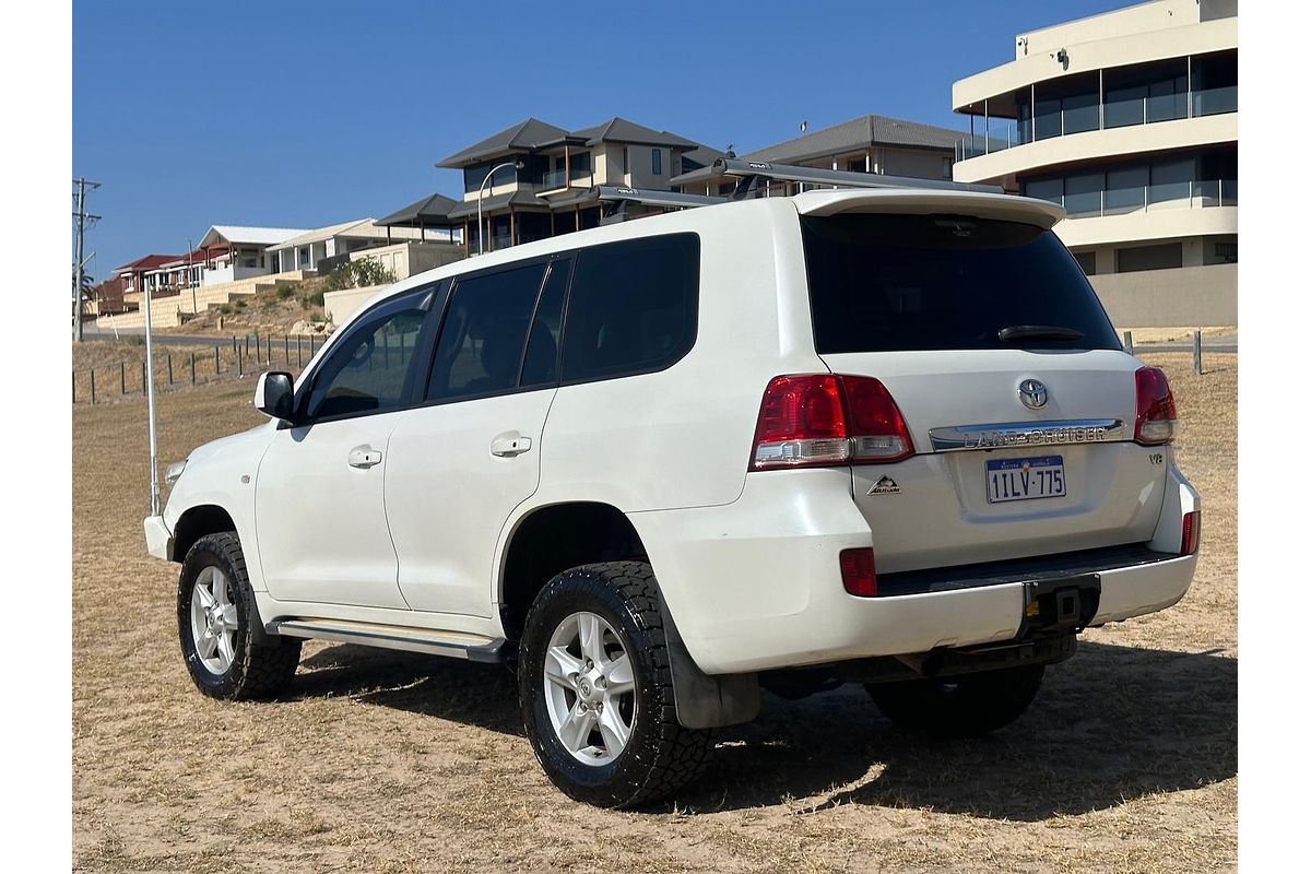 2011 Toyota Landcruiser GXL VDJ200R