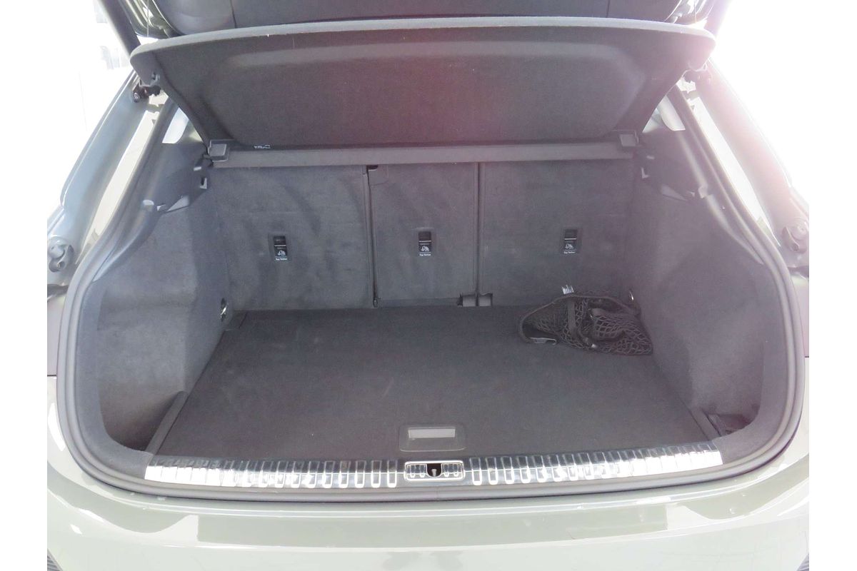 2022 Audi Q3 35 TFSI S Line F3
