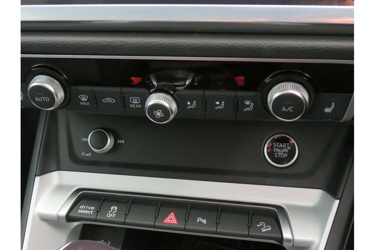 2022 Audi Q3 35 TFSI S Line F3