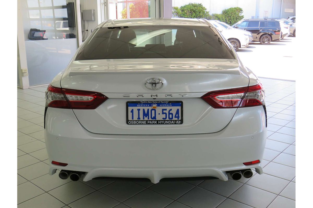 2019 Toyota Camry SX GSV70R
