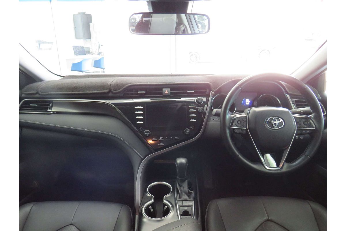 2019 Toyota Camry SX GSV70R