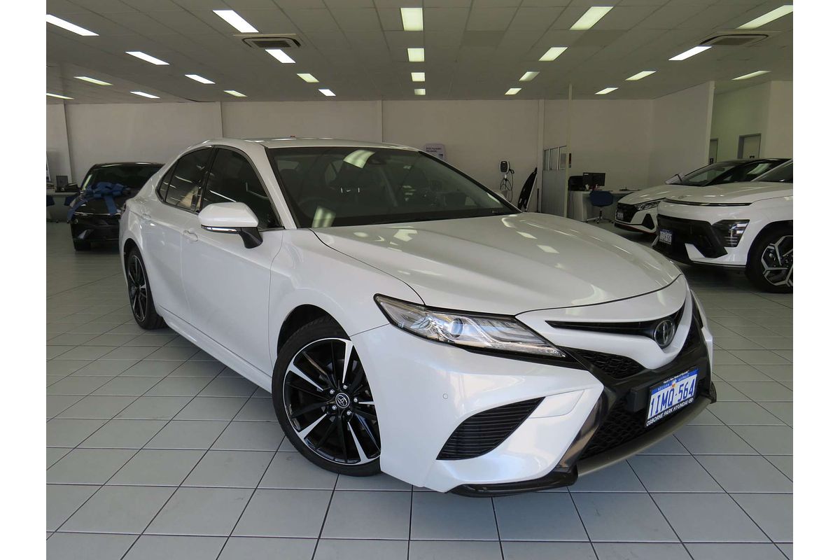 2019 Toyota Camry SX GSV70R