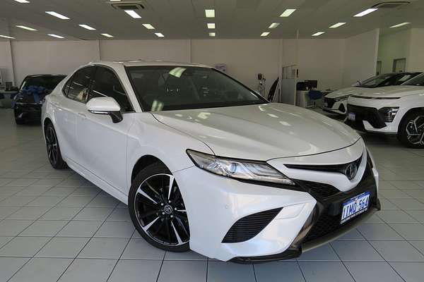2019 Toyota Camry SX GSV70R