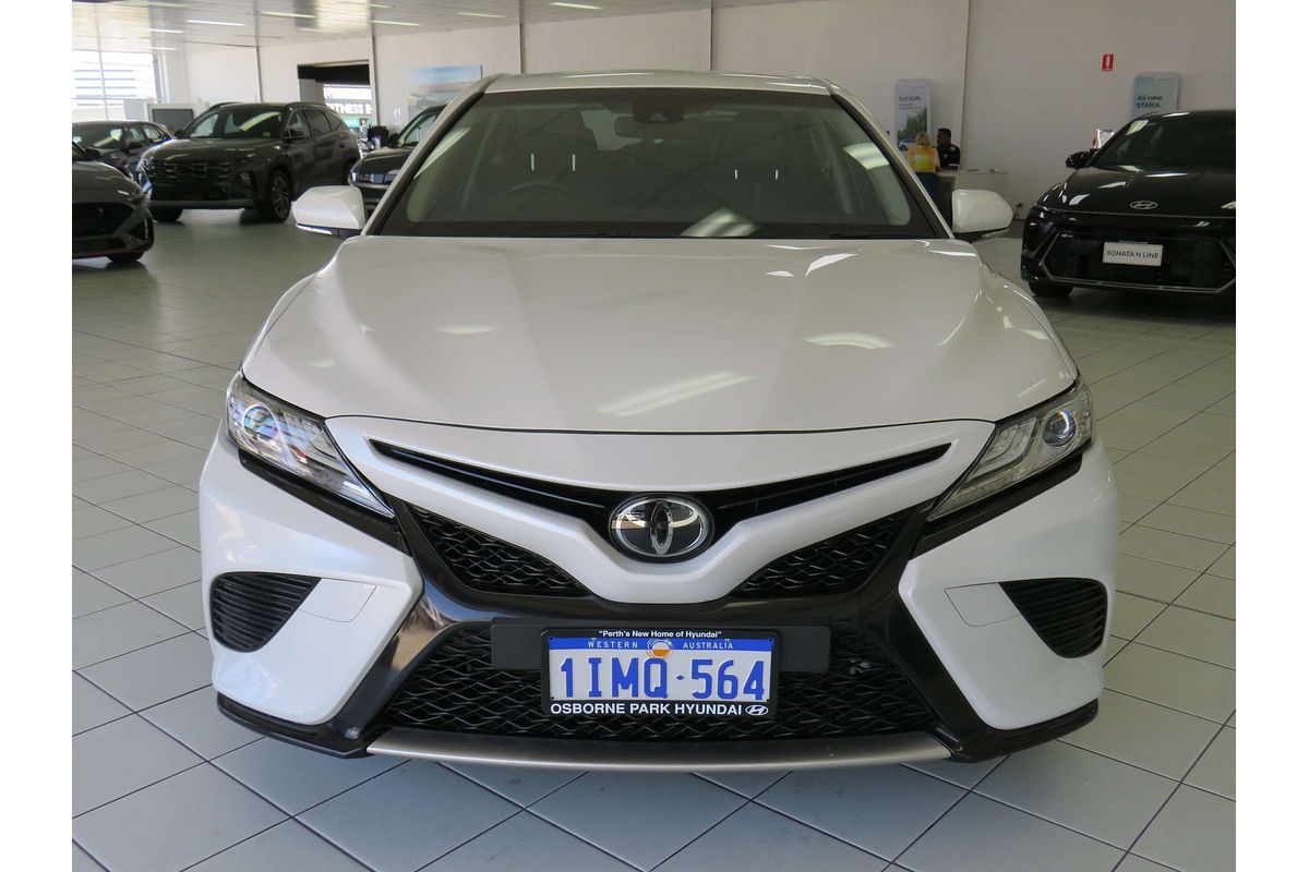2019 Toyota Camry SX GSV70R
