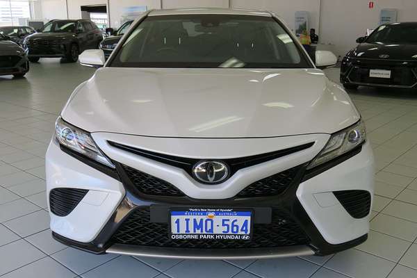 2019 Toyota Camry SX GSV70R