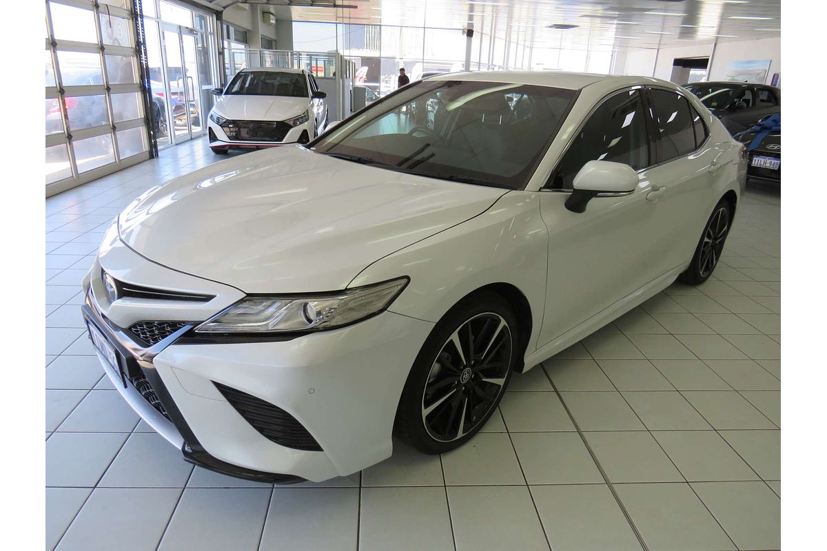 2019 Toyota Camry SX GSV70R