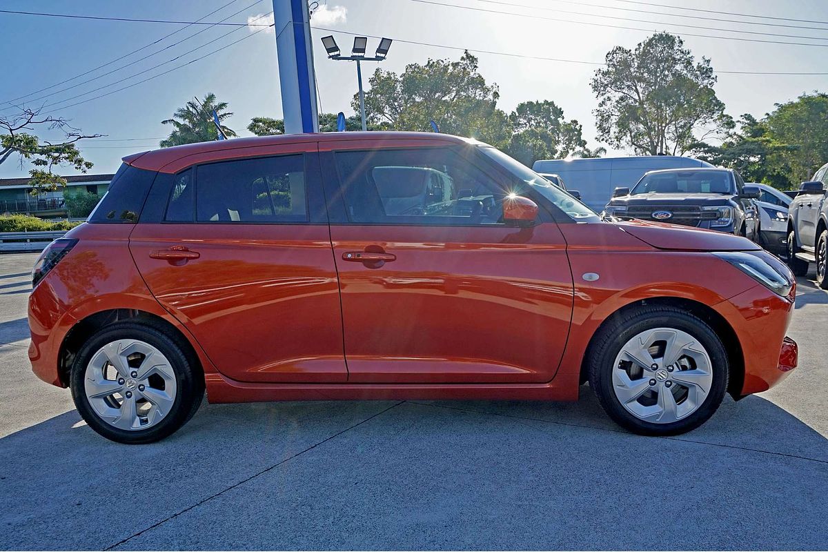 2024 Suzuki Swift Hybrid Plus UZ