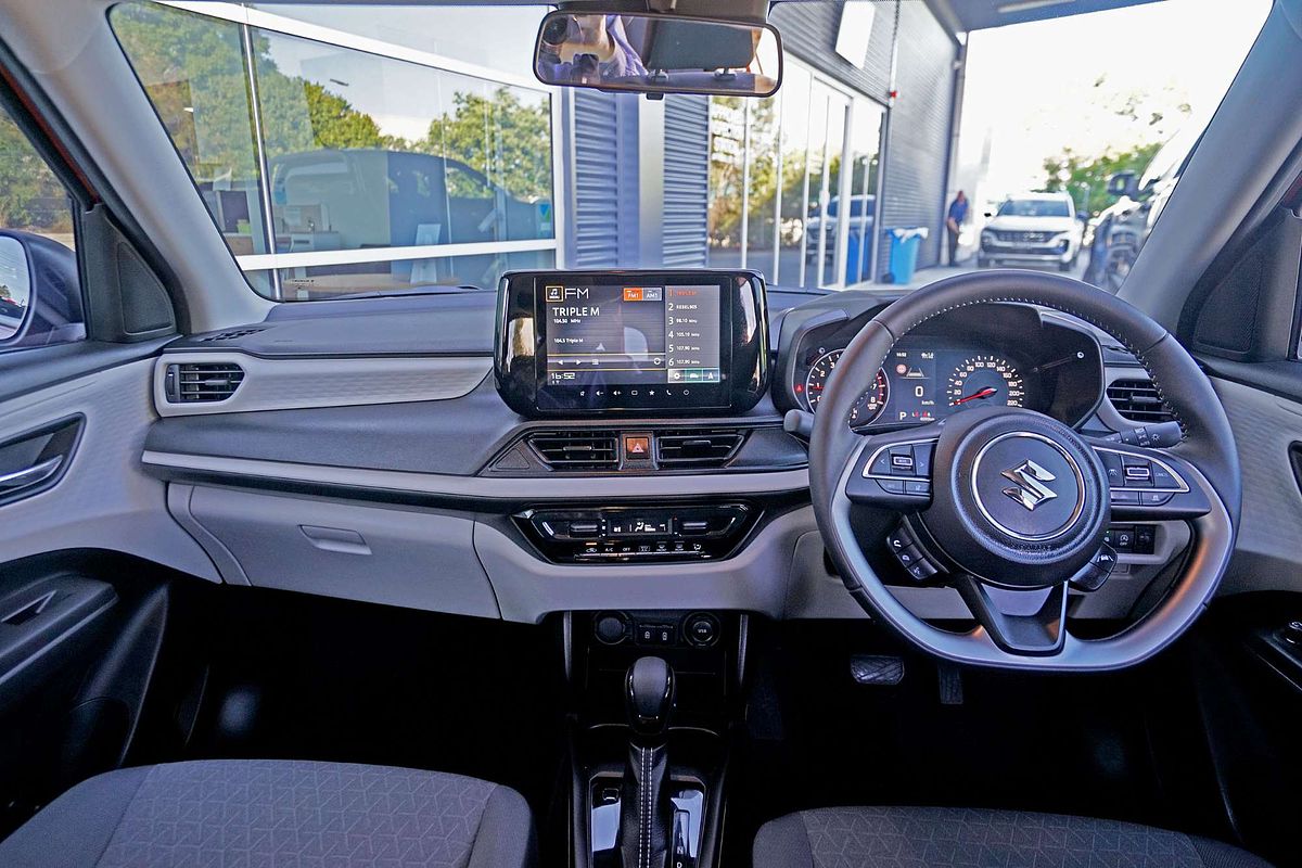 2024 Suzuki Swift Hybrid Plus UZ