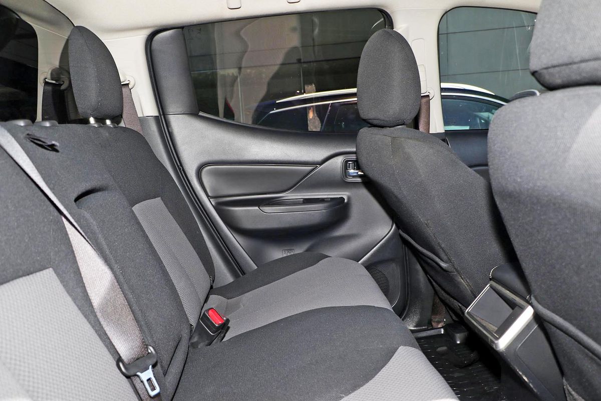 2023 Mitsubishi Triton GLX-R MR 4X4