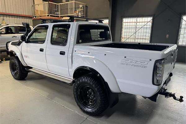2010 Nissan Navara ST-R D22 4X4