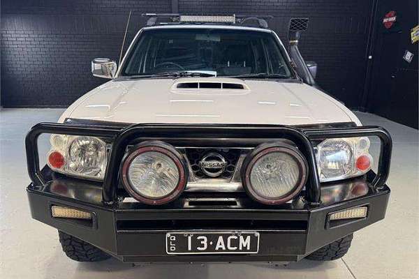 2010 Nissan Navara ST-R D22 4X4