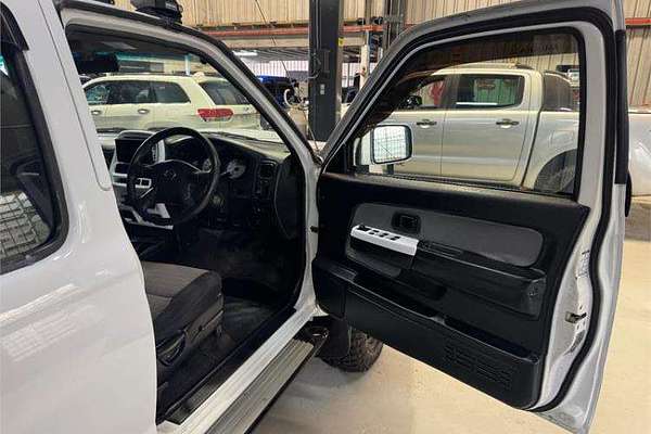 2010 Nissan Navara ST-R D22 4X4
