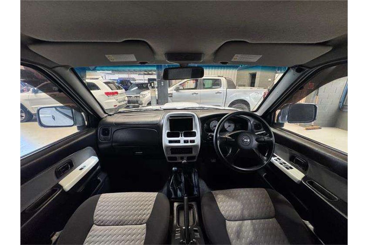 2010 Nissan Navara ST-R D22 4X4