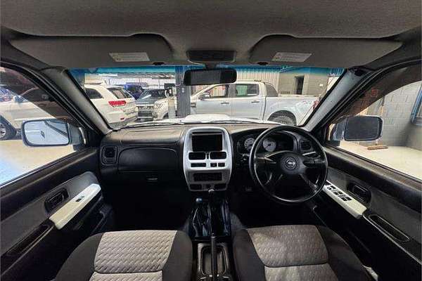 2010 Nissan Navara ST-R D22 4X4