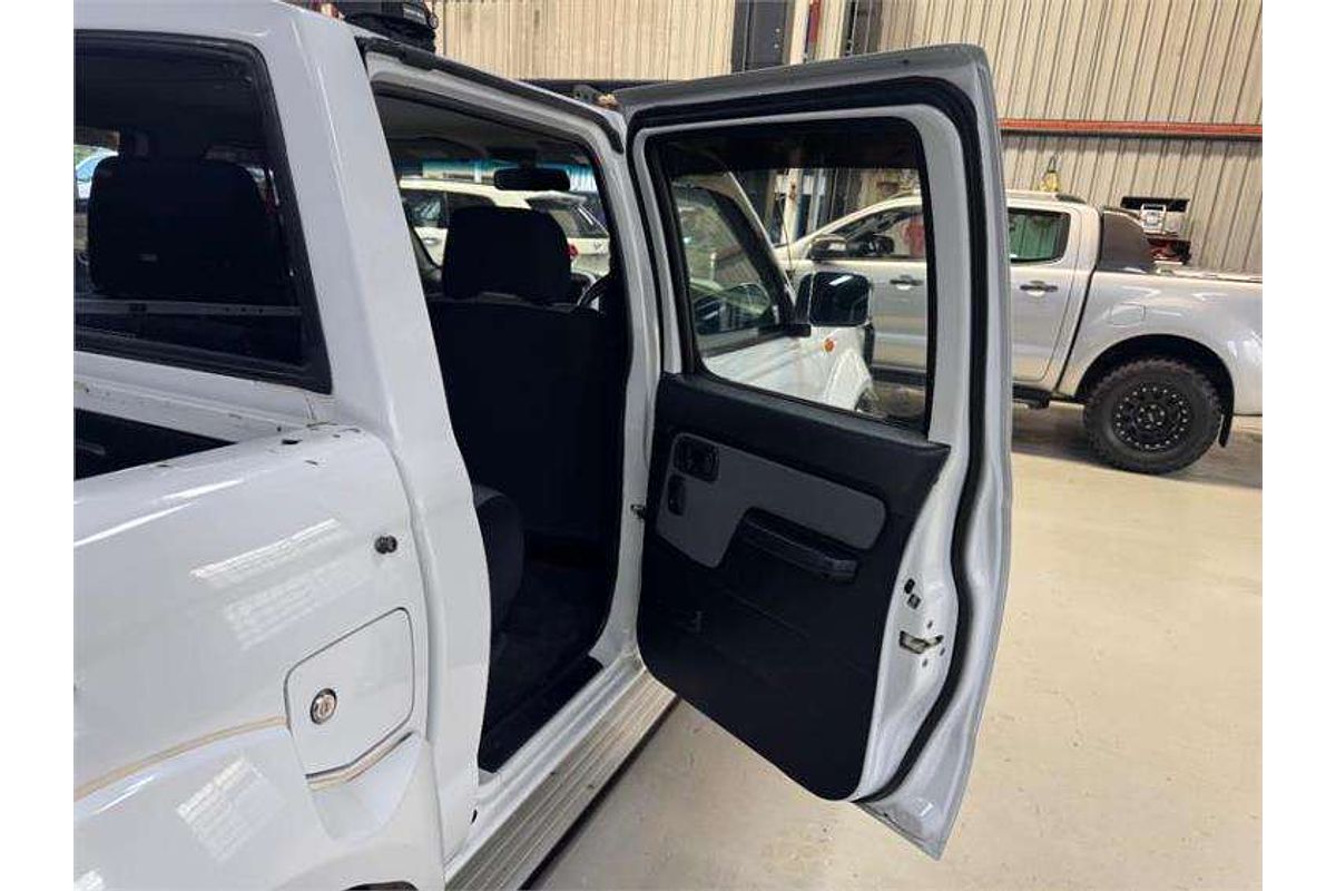 2010 Nissan Navara ST-R D22 4X4