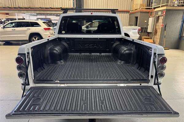 2010 Nissan Navara ST-R D22 4X4