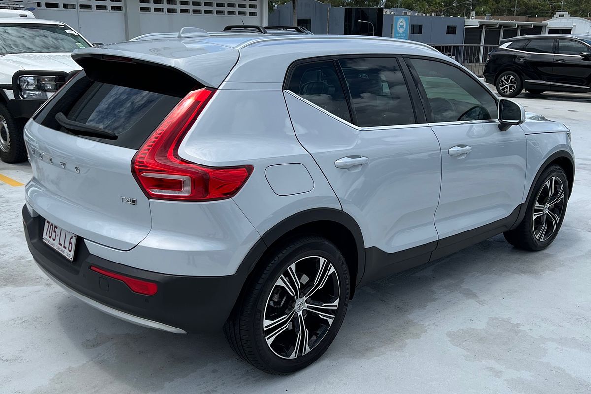 2022 Volvo XC40 T4 Inscription