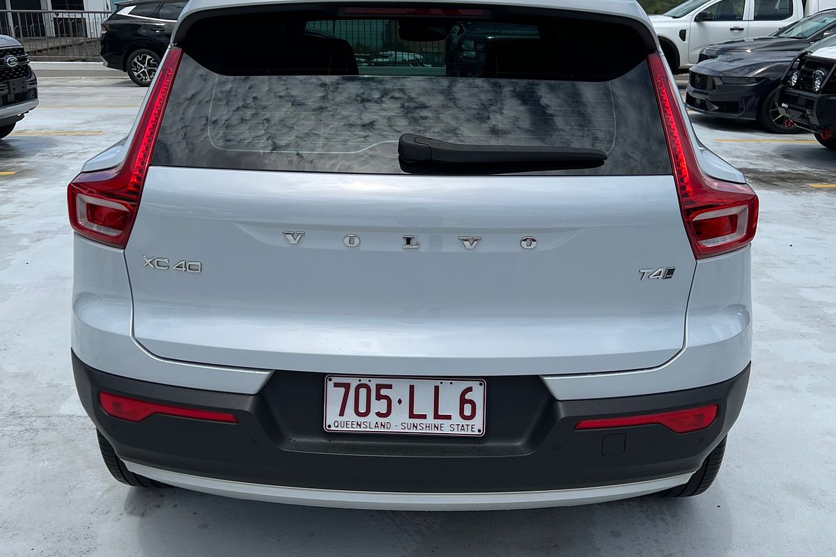 2022 Volvo XC40 T4 Inscription