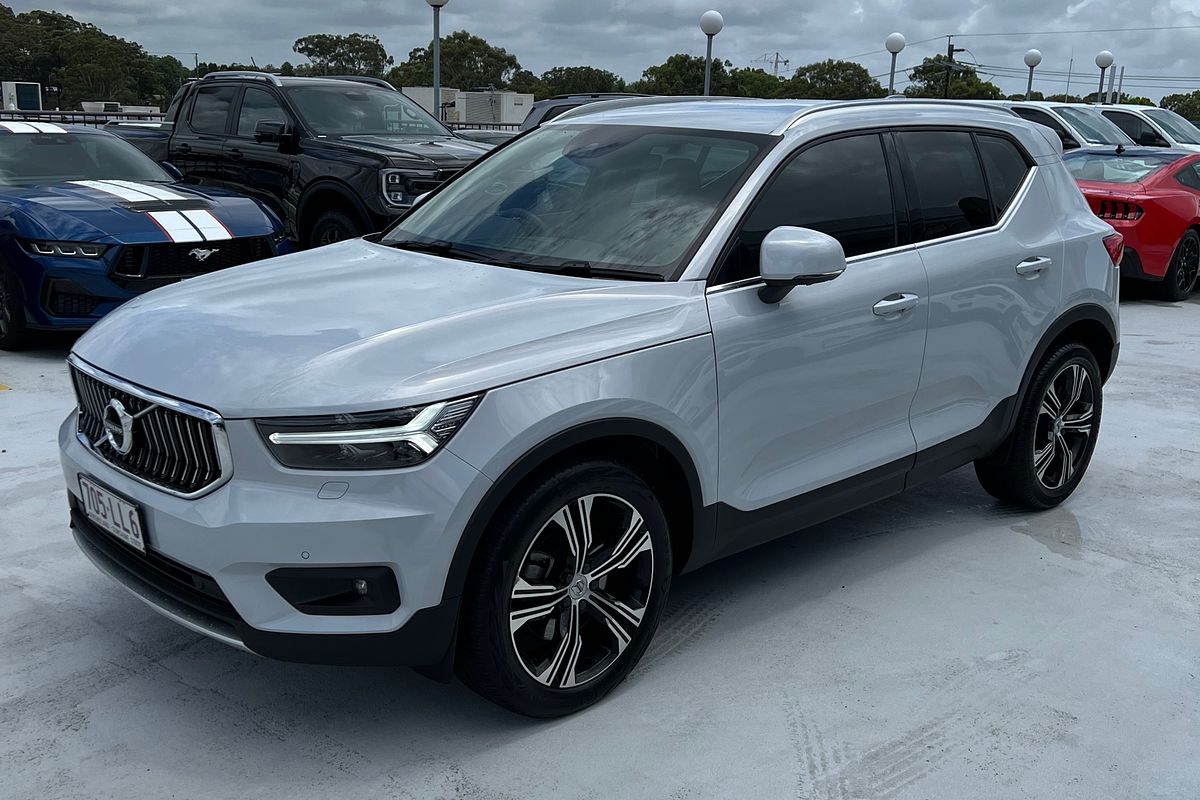 2022 Volvo XC40 T4 Inscription