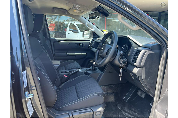 2024 Mitsubishi Triton GLX+ MV 4X4