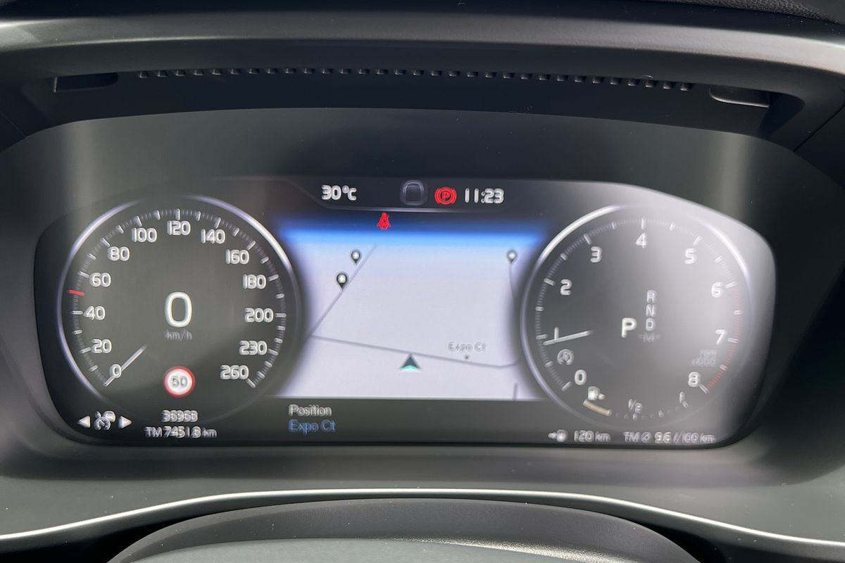 2022 Volvo XC40 T4 Inscription