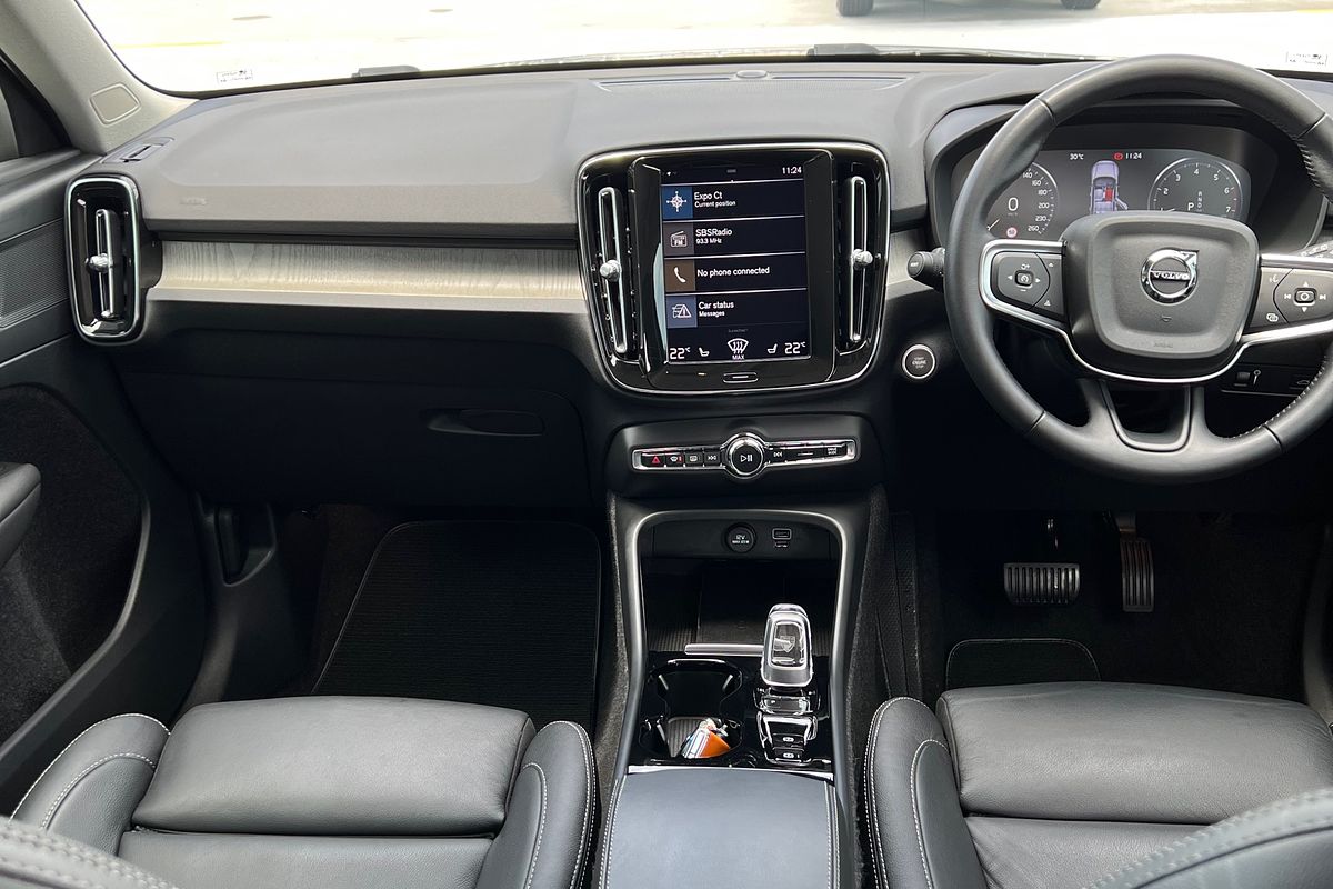 2022 Volvo XC40 T4 Inscription