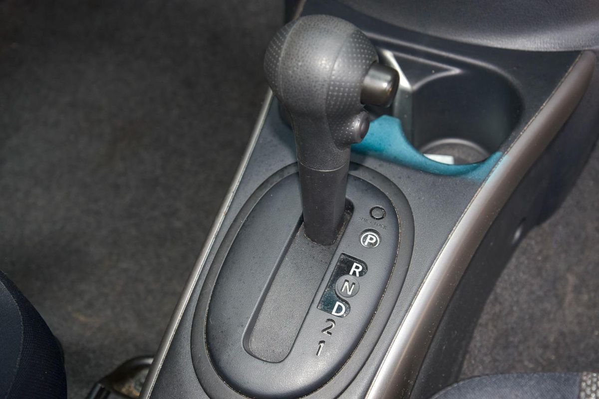 2012 Nissan Almera ST N17