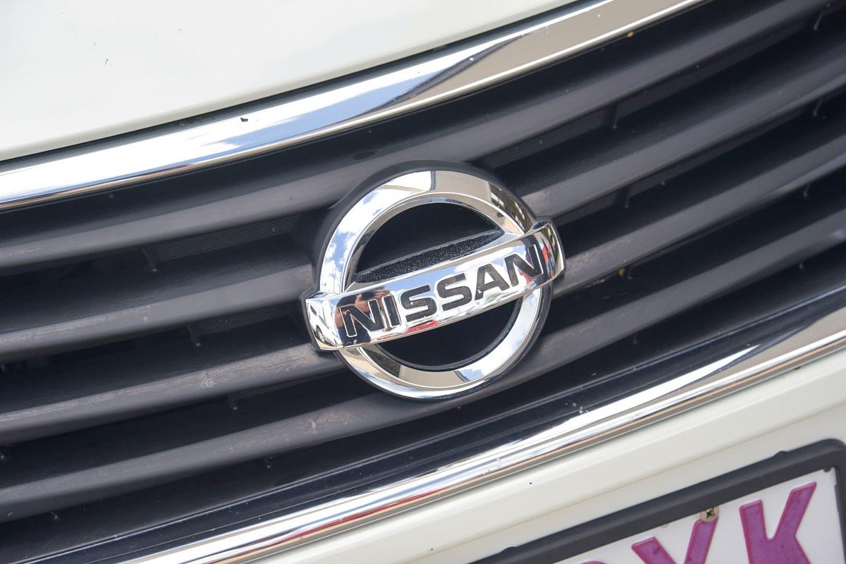 2012 Nissan Almera ST N17