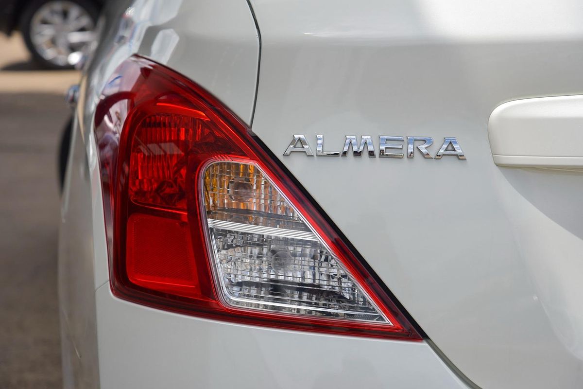 2012 Nissan Almera ST N17