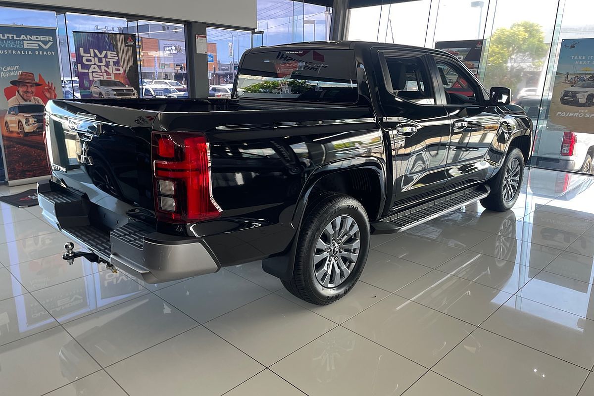2024 Mitsubishi Triton GLS MV 4X4