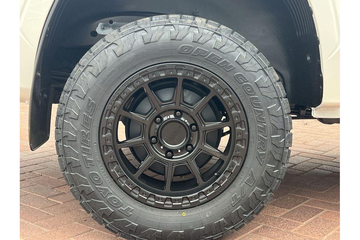 2024 Mitsubishi Triton GLX MV 4X4