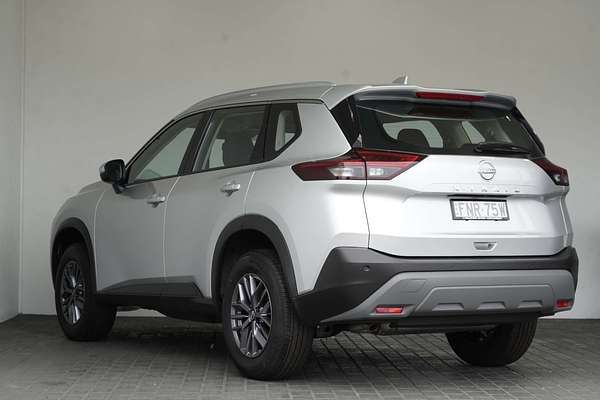 2025 Nissan X-TRAIL ST T33