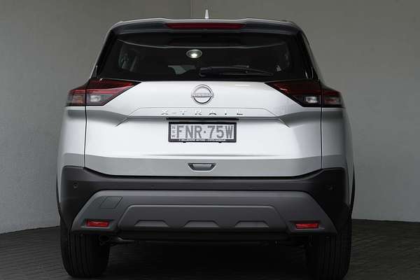 2024 Nissan X-TRAIL ST T33