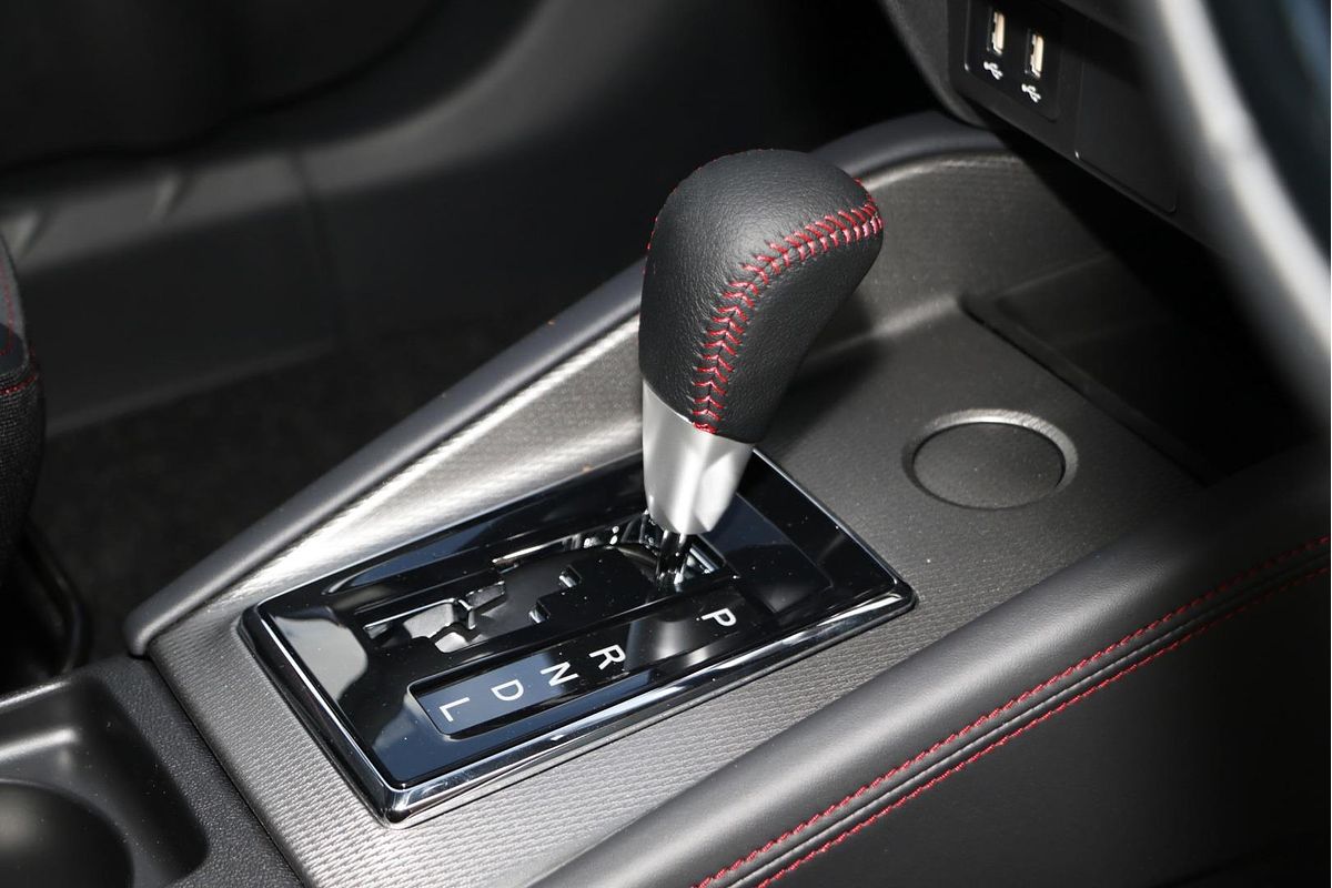 2024 Mitsubishi ASX GSR XD