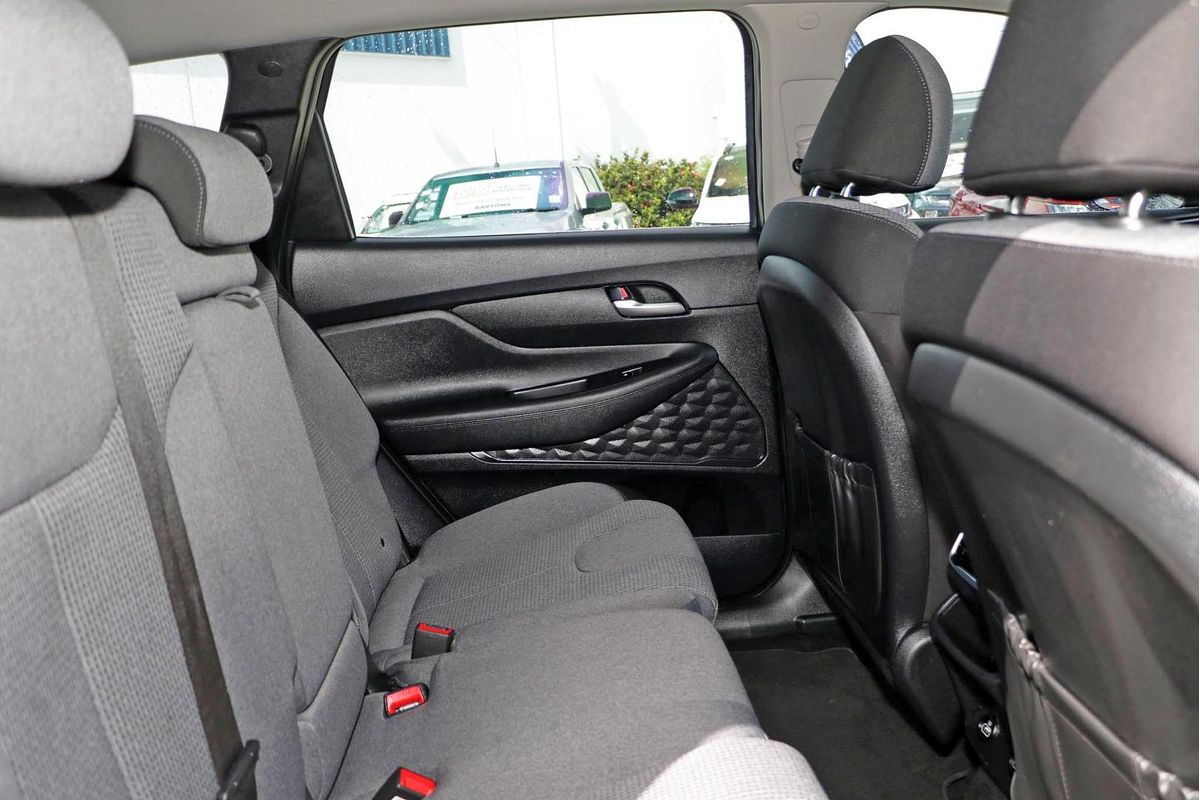 2021 Hyundai Santa Fe Active TM.V3